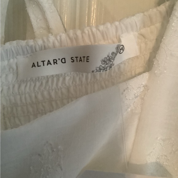 NWT Altar’d State White long sleeve dress. Perfect for date/sorority function M - Picture 5 of 5